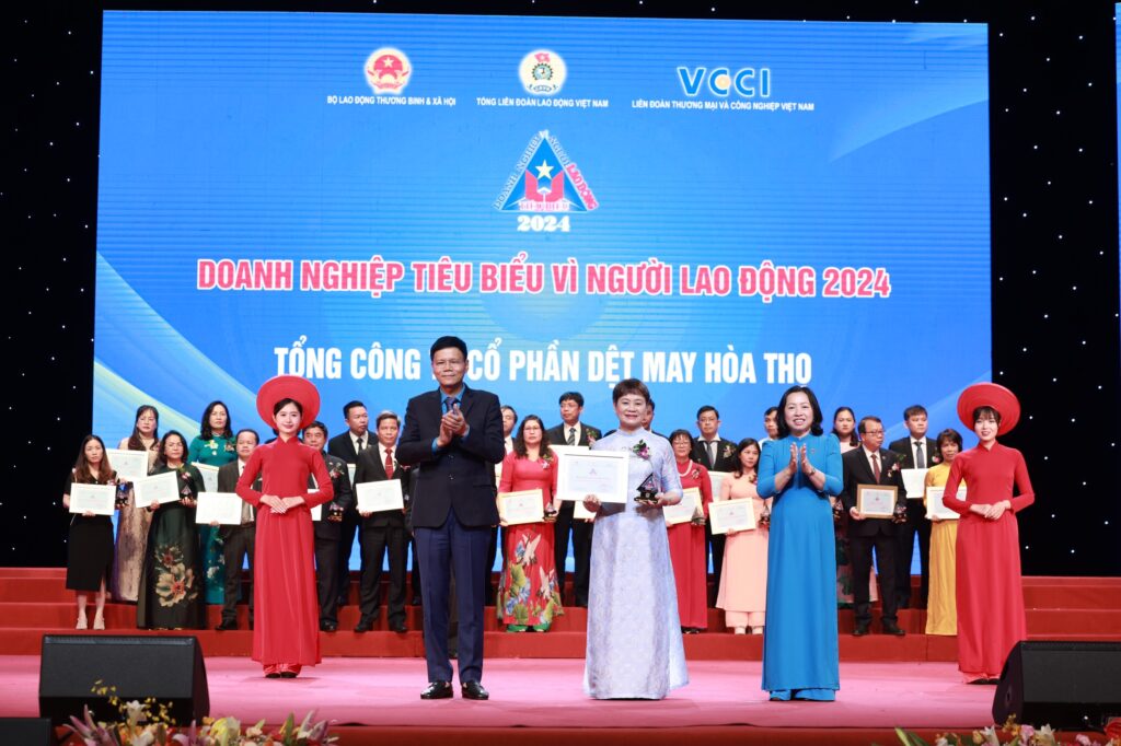 Chính sách công khai thông tin minh bạch và nhất quán